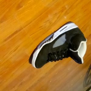 AIR JORDAN 5 RETRO